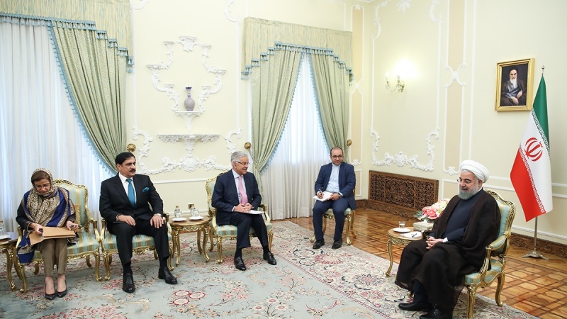 Presidente Rouhani: Irã está determinado a desenvolver laços com o Paquistão