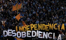 Libo-libong nagprotesta sa Barcelona pabor sa mga separatistang reperendum 