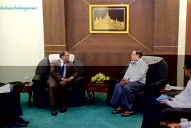 ရခိုင္အေရးႏွင့္ ပတ္သက္၍ အစိုးရက ႏို္င္ငံတကာသံတမန္မ်ားႏွင့္ ဆက္တိုက္ေတြ႕ဆံု ေဆြးေႏြး