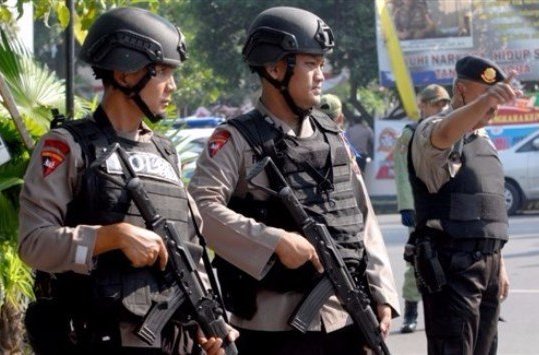 مطالبات بإغلاق مدرسة مرتبطة بـ"داعش" في إندونيسيا