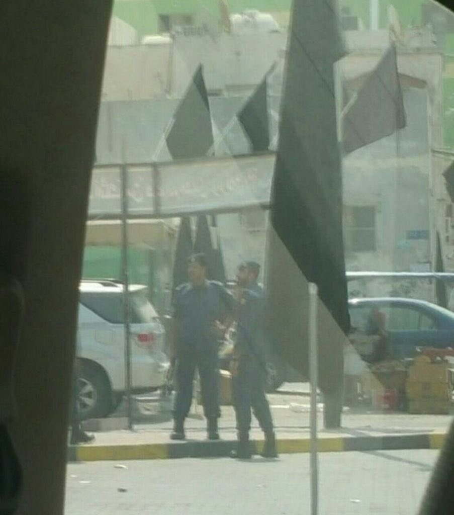 قوات النظام تواصل في اعتدائها على مظاهر لإحياء ذكرى عاشوراء بالبحرين