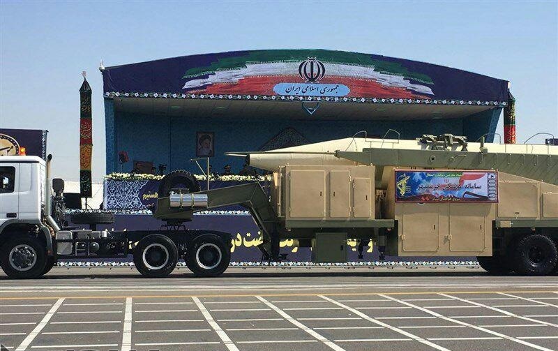 ایران نے دو ہزار کلومیٹر تک مار کرنے والا بیلسٹک میزائل متعارف کرادیا