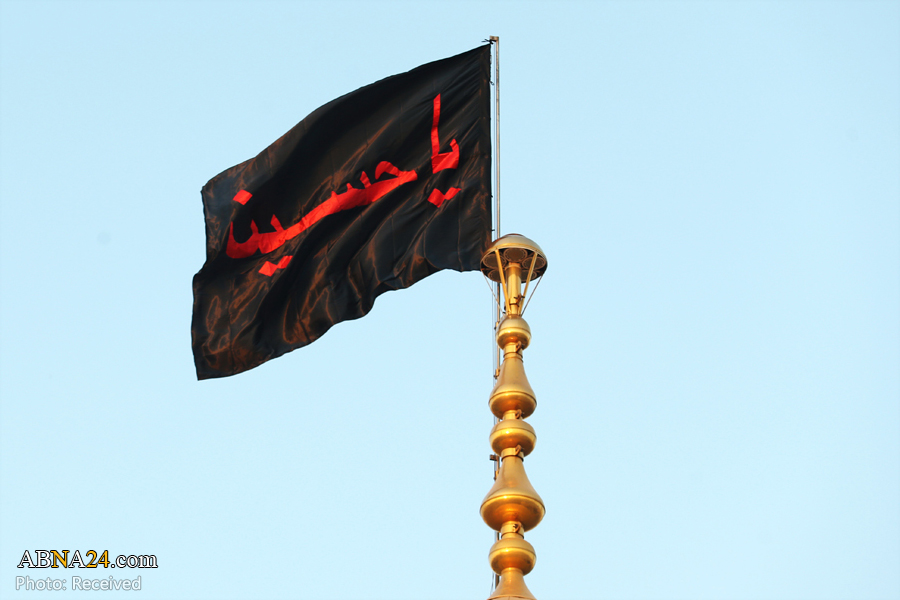 تقرير مصور/ استبدال راية قبة السيدة المعصومة (ع) بمناسبة حلول شهر محرم