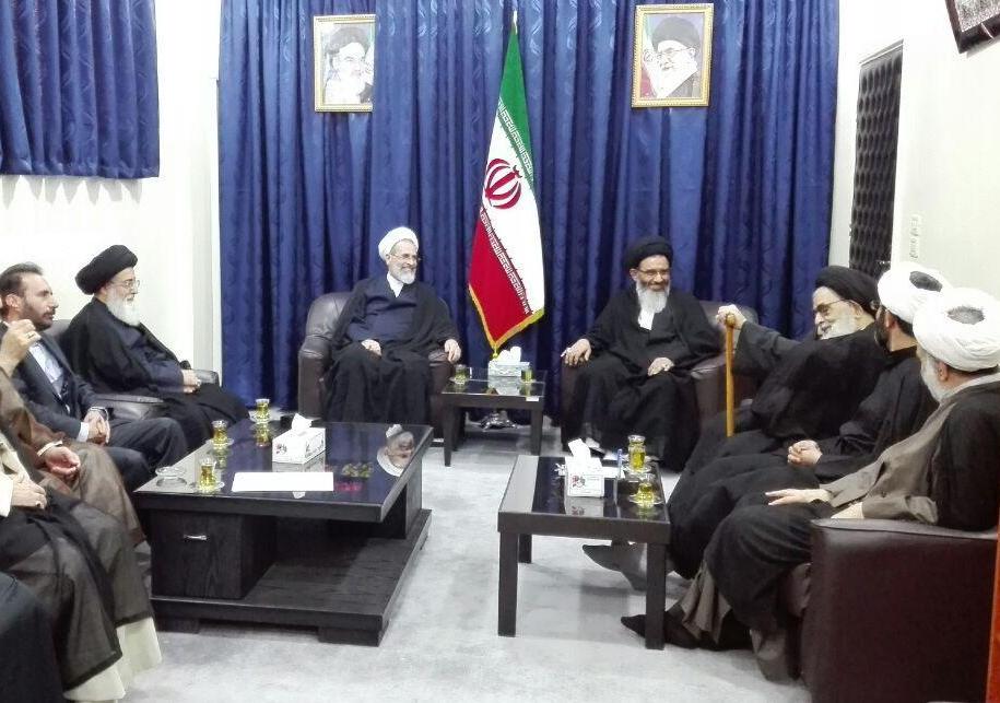 Head of Iranian seminaries arrives in Syria 
