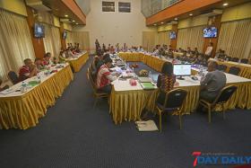 ယံုၾကည္မႈျမင့္မားေစရန္ တပ္မေတာ္ႏွင့္တုိင္းရင္းသားလက္နက္ကိုင္အဖြဲ႕မ်ားအၾကား ပံုမွန္ဆက္ဆံမႈေဖာ္ထုတ္ရမည္ဟု JMC ဒုဥကၠ႒ေျပာ