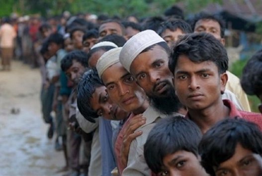 بنغلادش تحظر بيع شرائح الهواتف المحمولة للروهينغا