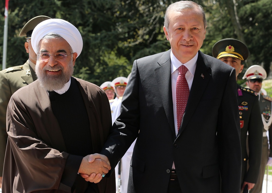 إردوغان يبحث الرد على استفتاء كردستان العراق خلال زيارة لإيران
