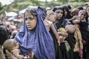 ロヒンギャ族のムスリムたちが暮らす難民キャンプの様子