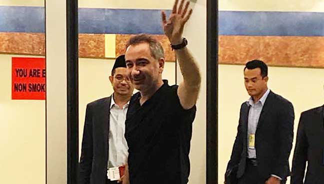 Akyol Pulang Cara VIP, Selepas Campur Tangan Bekas Presiden Turki