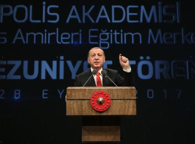 اردوغان مخاطبا بارزاني: هل جلست وتحدثت إلينا وإلى إيران وسوريا في الانفصال عن العراق