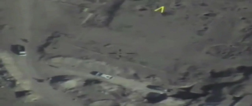 Rus savaş uçaklarından en-Nusra terör unsurlarına büyük darbe/Video