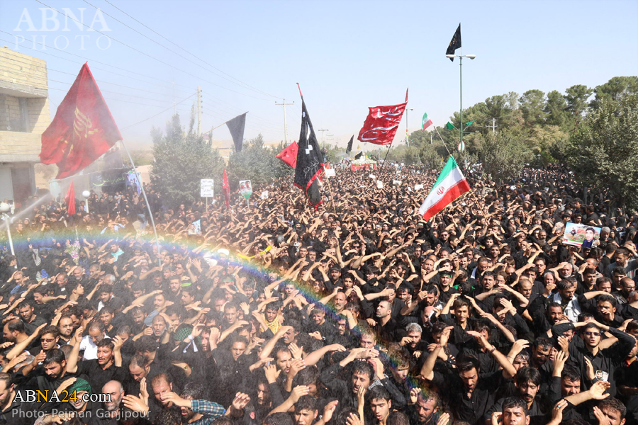 نجف آباد میں شہید محسن حججی کے پیکر پاک کا والہانہ استقبال اور تشییع + تصاویر