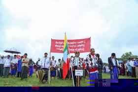 ကမၻာ့အေမြအႏွစ္စာရင္းဝင္ေရး ခါကာဘိုရာဇီဥယ်ာဥ္ တိုးခ်ဲ႕ရန္ ေဆာင္ရြက္မႈကို ေဒသခံတစ္ေသာင္းေက်ာ္ ဆႏၵျပ