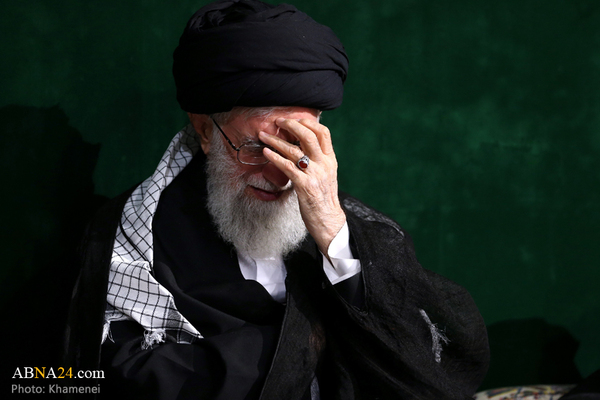 تصویری رپورٹ: رہبر انقلاب اسلامی کی موجودگی میں دوسری شب میں مجلس عزا کا انعقاد