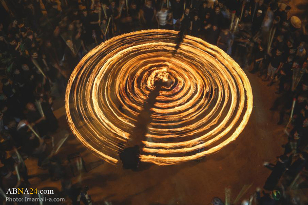ّFotos: Fackel-Ritual im Imam-Ali-Schrein