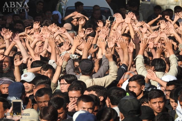 Fotos: Trauerfeier für Imam Hussein in Pakistan