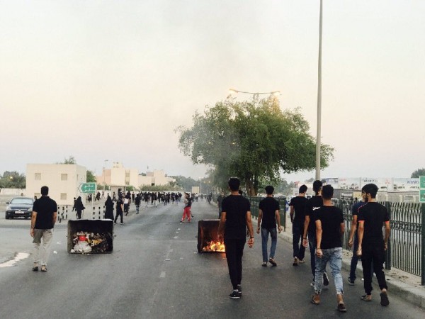 إصابة العشرات خلال تفريق متظاهرين حاولوا الوصول لدوار اللؤلؤة في البحرين