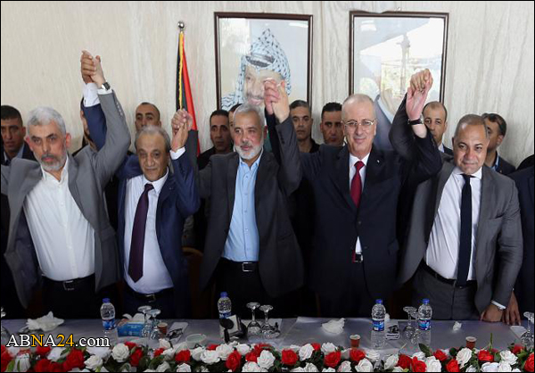 الحكومة الفلسطينية تتسلم وزاراتها رسميا في غزة