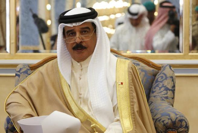 الملك يوجه دعوة هي الأولى من نوعها لكنيس يهودي لزيارة البحرين