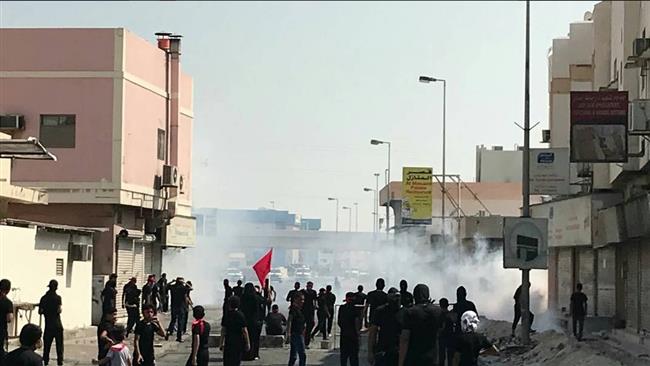 “Las Fuerzas del Régimen Bahreiní Atacaron a Decenas de Personas en las Procesiones de Luto de ‘Ashura” 