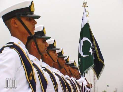 ایڈمرل ظفر محمود عباسی نے پاک بحریہ کی کمان سنبھال لی