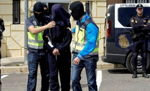سجن فرنسية 10 سنوات لدعمها تنظيم "داعش" الإرهابي في سوريا