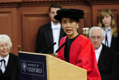 “El Ayuntamiento de Oxford Retira su Premio de Honor a la Líder Birmana por su Complicidad en el Genocidio Rohinya” 