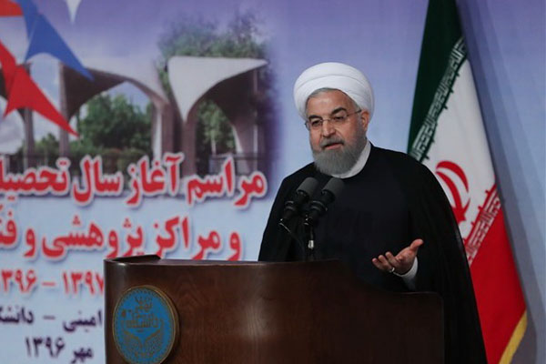 イラン大統領、「核合意を白紙に戻すことはできない」
