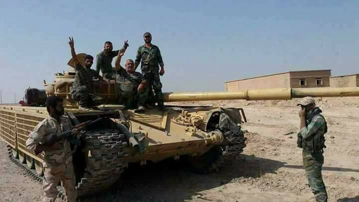 Syrian Army continues advance in Deir Ezzor, encircle ISIS terrorists in al-Mayadeen