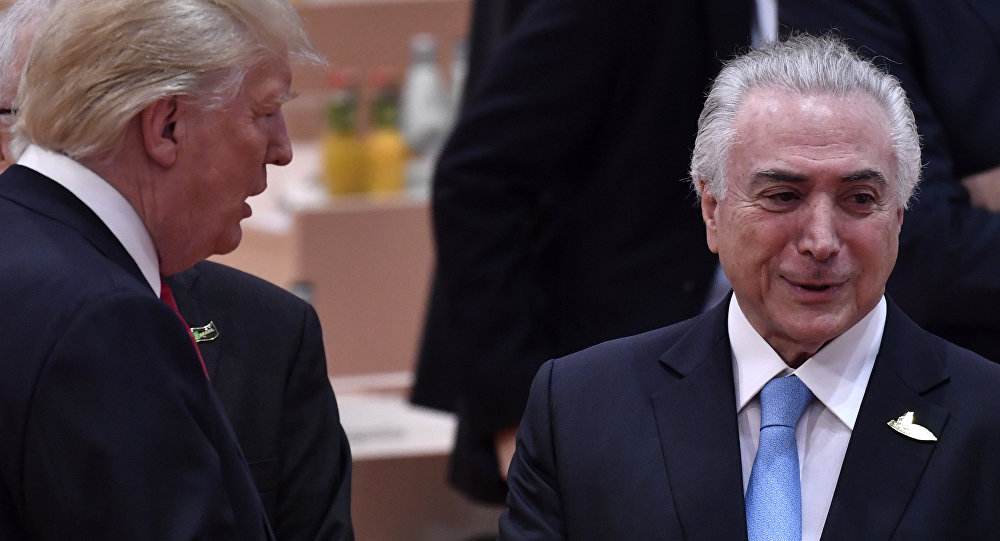 Dilma à Sputnik: nas relações de Temer com EUA, há ‘continência de se mostrar submisso’