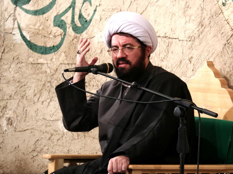 إن الأسرة مكان للتربية والتهذيب 