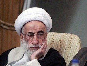 Los Enemigos Buscan Establecer un Sistema Secular en Irán 
