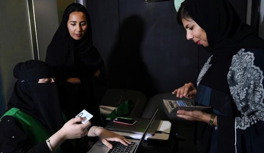 Saudi Arabia's next revolution: female taxi drivers 