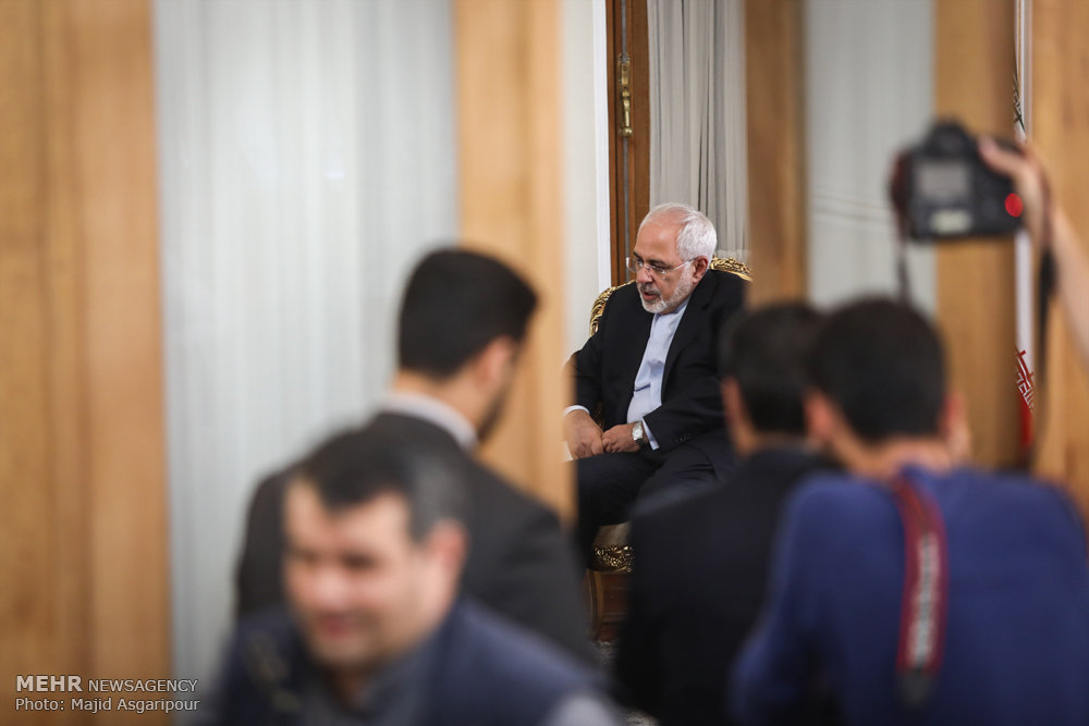 تصويري رپورٹ: ایرانی وزیر خارجہ سے فنلینڈ، فلپائن اور سری لنکا کے سفراء کی ملاقات