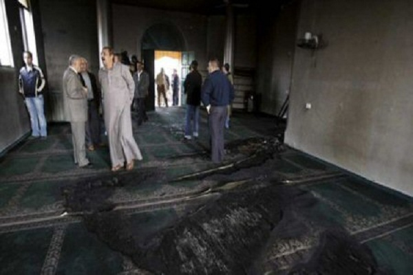 Zionist settlers attempt to burn Mosque 