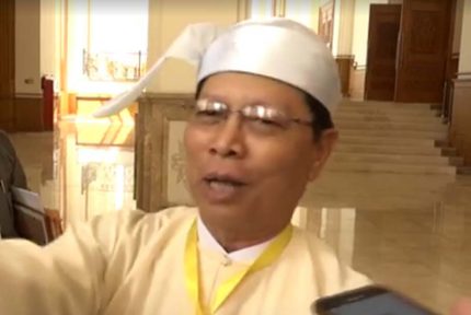 လက္နက္ထည့္ထားတဲ့အိတ္ကုိ သတၱိရွိရွိ X-ray အျဖတ္ခံတာက စဥ္းစားစရာ အမ်ားႀကီးျဖစ္ပါတယ္ 
