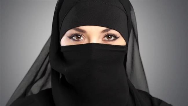 Quebec bans Muslim women full-face veils