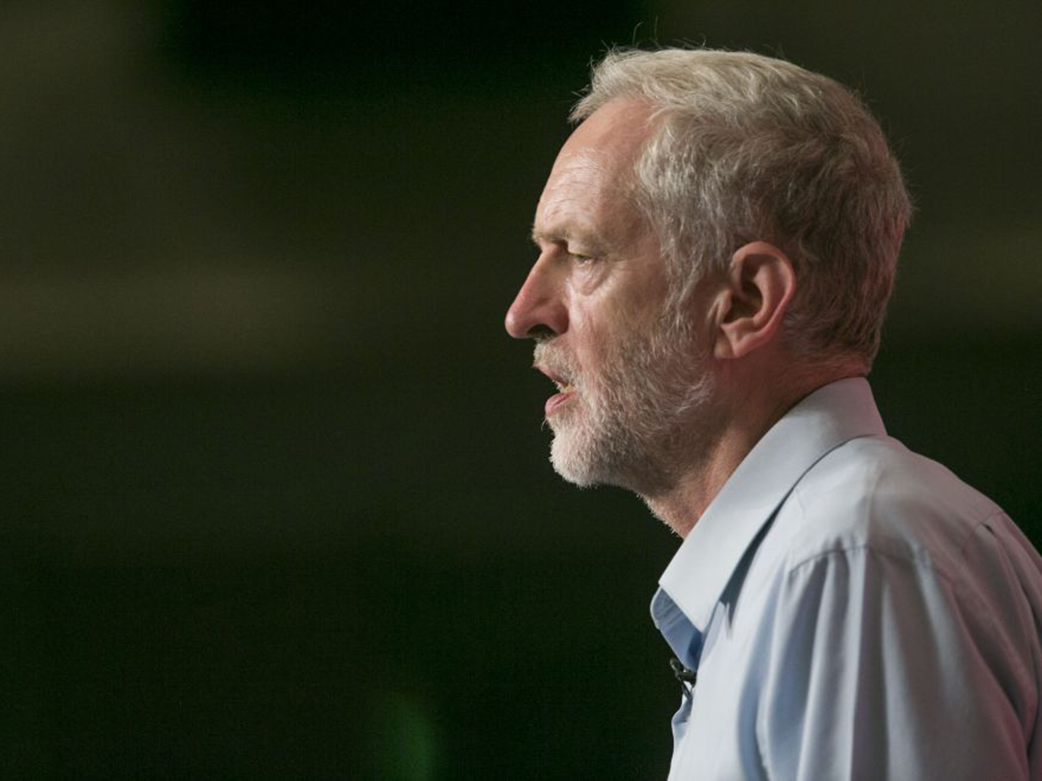 “Líder del Partido Laborista Británico Exige que se Detenga la Venta de Armas al Régimen Saudí” 