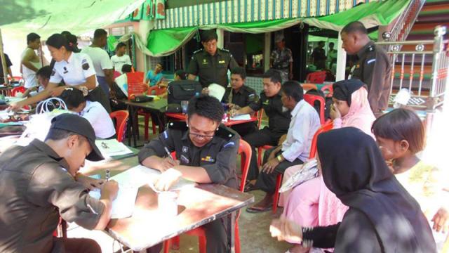 ေမာင္ေတာတြင္ ႏိုင္ငံသားစိစစ္ခံရမည့္သူ၏ သက္ေသခံကတ္ျပားဆိုင္ရာလုပ္ငန္းမ်ား ကြင္းဆင္းေဆာင္ရြက္ေန