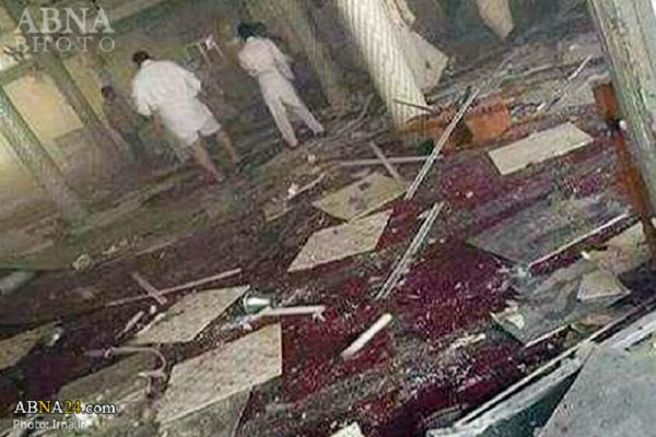 アフガニスタンのモスクへの自爆テロ　７０人以上殉教