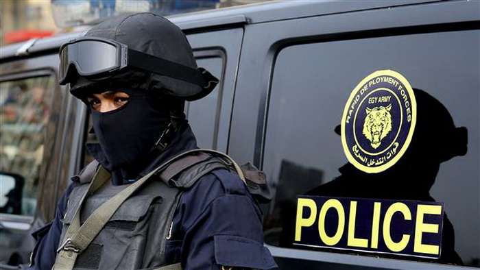35 Egyptian policemen, troops killed in clashes with militants