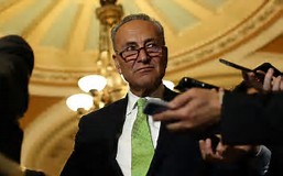 Minoryang Lider ng US Senado: Ipagtanggol ang JCPOA, Magdagdag ng mga Sanksyon! 