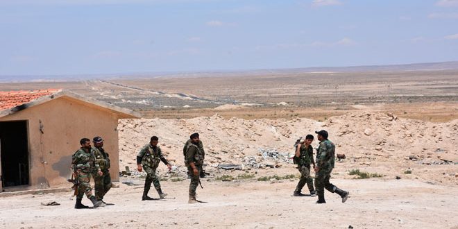 L’armée s’empare de Houeijet Saker à Deir Ezzor