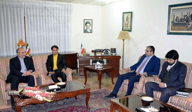 ایران اور پاکستان تجارتی تعلقات کو بڑھانے کے لئے پرعزم ہیں