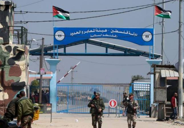 السلطة الفلسطينية تتسلم اليوم معابر قطاع غزة