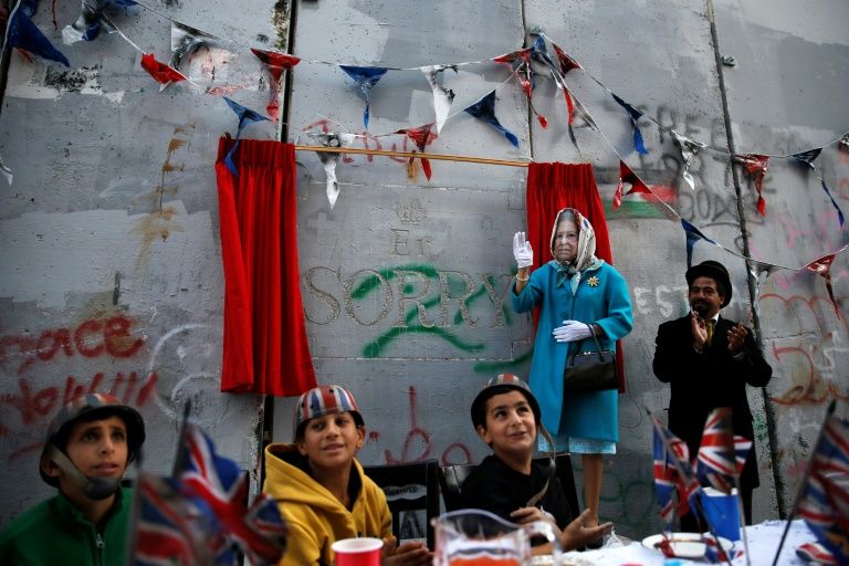 Cisjordanie: Banksy organise une « cérémonie d’excuses » pour la déclaration Balfour