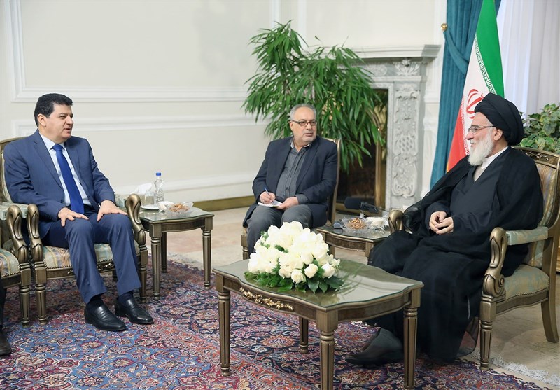 Iranian top official warns against US plot to split up regional countries
