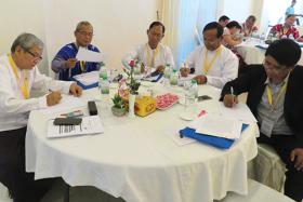 အရပ္သားပုိမုိပါ၀င္ေရး JMC အလုပ္႐ုံ ေဆြးေႏြးပြဲတြင္ ေဆြးေႏြး