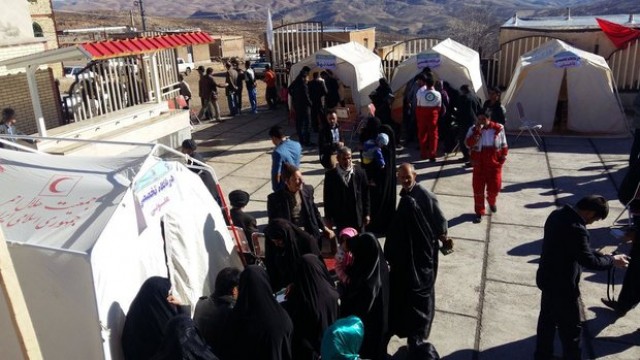 Astan Quds Razavi establishes field hospital on Najaf-Karbala route