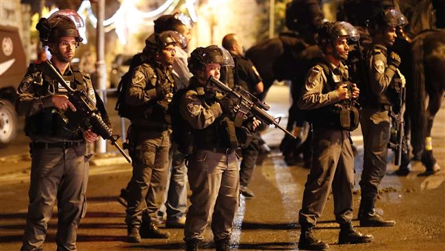Israeli soldiers detain 7 Palestinians overnight